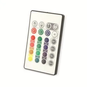 TV LED şerit RGB 4x 50cm USB 12 Siyah zemin üzerinde kabloları ve uzaktan kumandası bulunan dört adet RGB LED şerit.